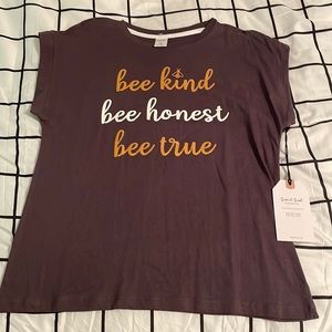 Women’s bee kind t-shirt size small NWT